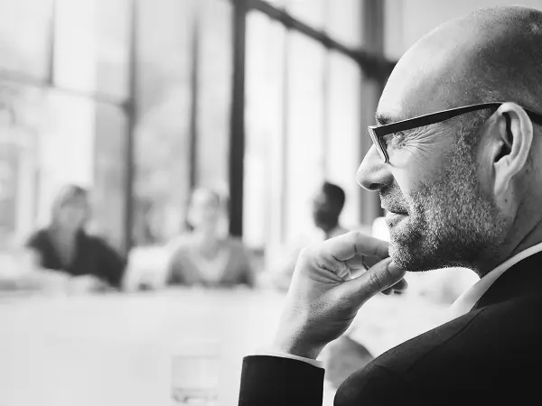 TuDirector-intro-bg-2